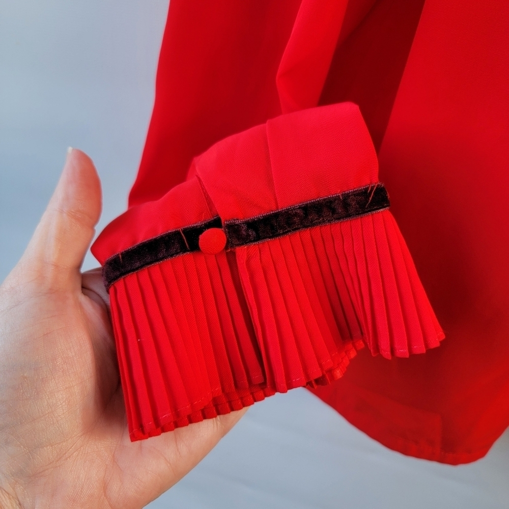 Boden Red Frieda Pleated Peter Pan Collar Velvet Neck Tie Bow Blouse Size 12 - Picture 16 of 16